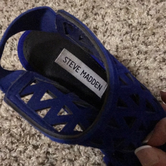 Steve Madden Blue Heels - Picture 2 of 4